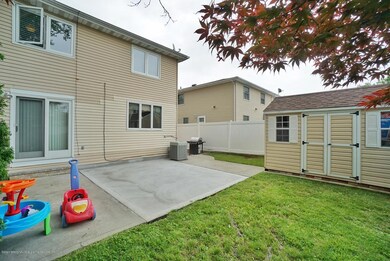 22 Hemlock St, Staten Island, NY 10309 - photo 7