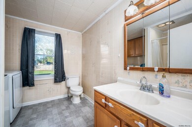 228 Marcelis Ave, Schenectady, NY 12302 - photo 7