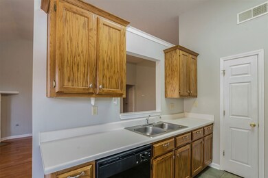 10258 Fox Chase Dr, Olive Branch, MS 38654 - photo 7