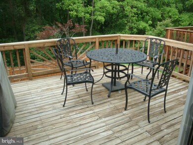 4528 Cannes Ln, Olney, MD 20832 - photo 5