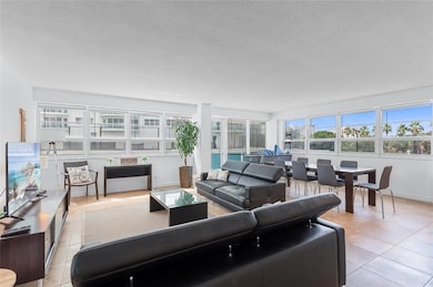 Commodore Condominium unit 211, Fort Lauderdale, FL 33308 - photo 7