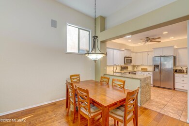 187 E Sky Light St, Tucson, AZ 85737 - photo 5