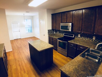 3910 Ashleaf Pecan, San Antonio, TX 78261 - photo 5