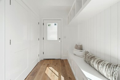 35 Richardson St unit 2, Somerville, MA 02145 - photo 4