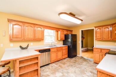 160 Vantrease Rd, Cottontown, TN 37048 - photo 5