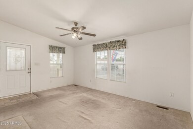 201 S Greenfield Rd unit 17, Mesa, AZ 85206 - photo 7