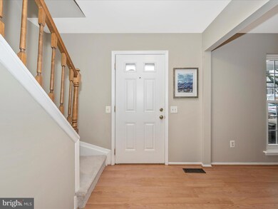 12842 Kitchen House Way, Germantown, MD 20874 - photo 5