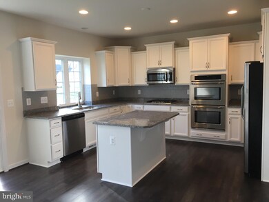 55 Coachman Cir, Stafford, VA 22554 - photo 2