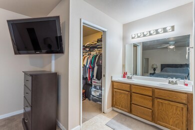 2527 Celestial St, Redding, CA 96002 - photo 6