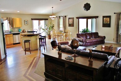 1 Birch Ln, Rensselaer, NY 12144 - photo 5