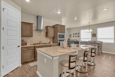 13572 Lawkland St, Horizon City, TX 79928 - photo 6