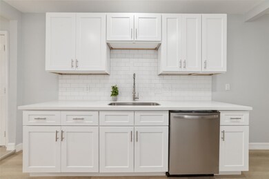 soft-close drawers for added convenience.