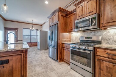 Kitchen, dining room