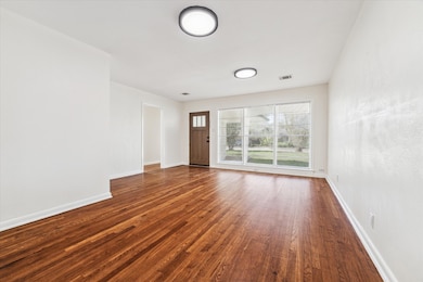 10121 Oboe Dr, Houston, TX 77025 - photo 3