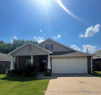 4484 S 202nd East Ave, Broken Arrow, OK 74014 - photo 3