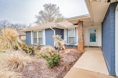 3703 Lake Vista Ct, Granbury, TX 76049 - photo 3