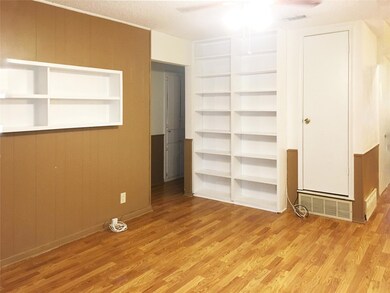 69 Stonegate Dr, Bedford, TX 76022 - photo 3