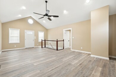 230 Sykes St, Palmer, MA 01069 - photo 4