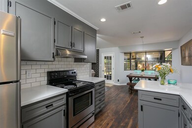 8160 Camelford Dr, Pensacola, FL 32506 - photo 7