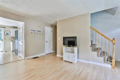 61 Beech Hill Ave, Manchester, NH 03103 - photo 7