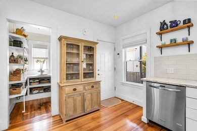 135 Thacher St unit 137, Milton, MA 02186 - photo 7