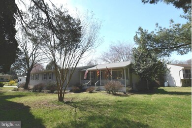 418 Hillsmere Dr, Annapolis, MD 21403 - photo 2