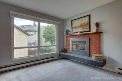 Living Room W/Gas Fireplace