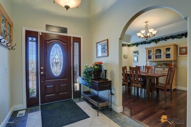 Entry and Formal Dining Rm