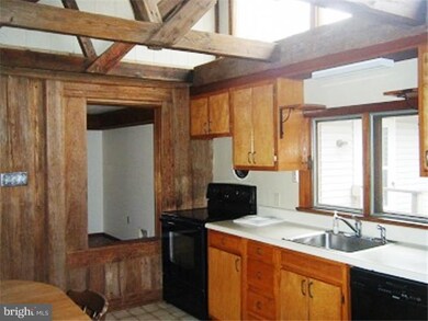 26 Pine Forge Rd, Boyertown, PA 19512 - photo 2