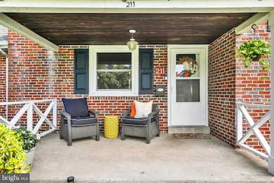 211 Opal Ave, Reading, PA 19606 - photo 3