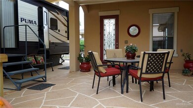 2107 Kingfisher Ln, Mission, TX 78572 - photo 4