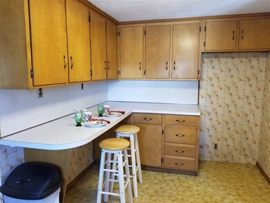 19 W Pine St, Plaistow, NH 03865 - photo 3