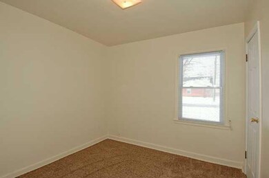 1011 69th St, Windsor Heights, IA 50324 - photo 7