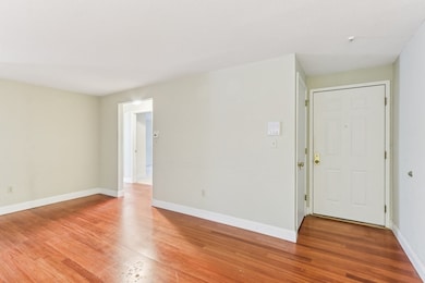 1710 Skyline Dr unit 10, Lowell, MA 01854 - photo 6