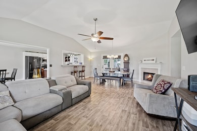 1904 Digg Ct, Columbia, TN 38401 - photo 2