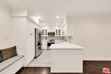 15248 Dickens St unit 103, Sherman Oaks, CA 91403 - photo 7