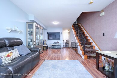 400 Skyline Dr, Staten Island, NY 10304 - photo 3