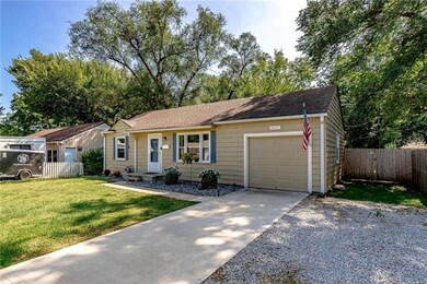 10517 W 56th Terrace, Shawnee, KS 66203 - photo 2