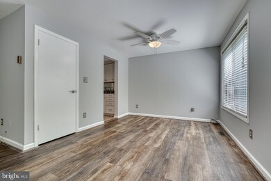 72 Dendron Ct, Parkville, MD 21234 - photo 7