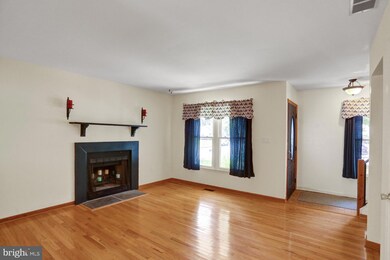 4408 Sylvan Dr, Reading, PA 19606 - photo 4