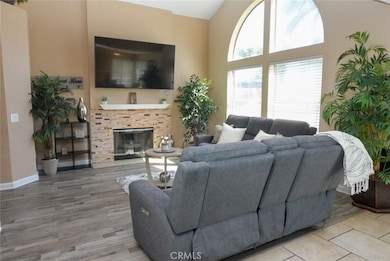 13643 Cabrillo Ct, Fontana, CA 92336 - photo 4