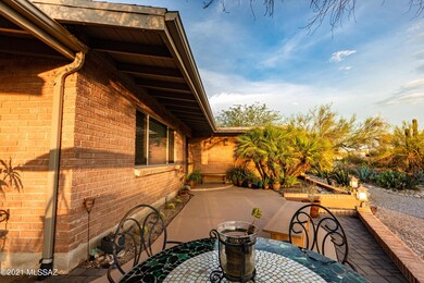 Great Sunset Watching- Front Patio!