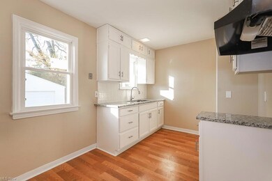 21104 Hansen Rd, Maple Heights, OH 44137 - photo 7