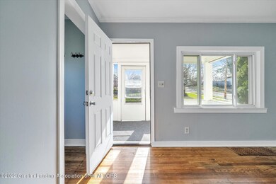 07-1038-McCullough-St-WindowStill-Real-E