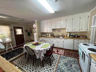 1922 Sullivan Dr, Dothan, AL 36303 - photo 5