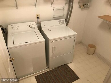 8805 Stoneridge Cir unit 203, Pikesville, MD 21208 - photo 6