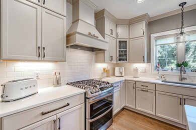 59 Camden Ln, Cranston, RI 02921 - photo 4