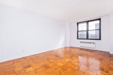 10 Huron Ave unit 5G, Jersey City, NJ 07306 - photo 6