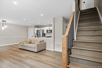 56 Warwick Turnpike unit 107, Warwick, NY 10990 - photo 5