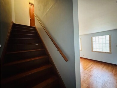 43 Howard Ave unit Right, Binghamton, NY 13904 - photo 7